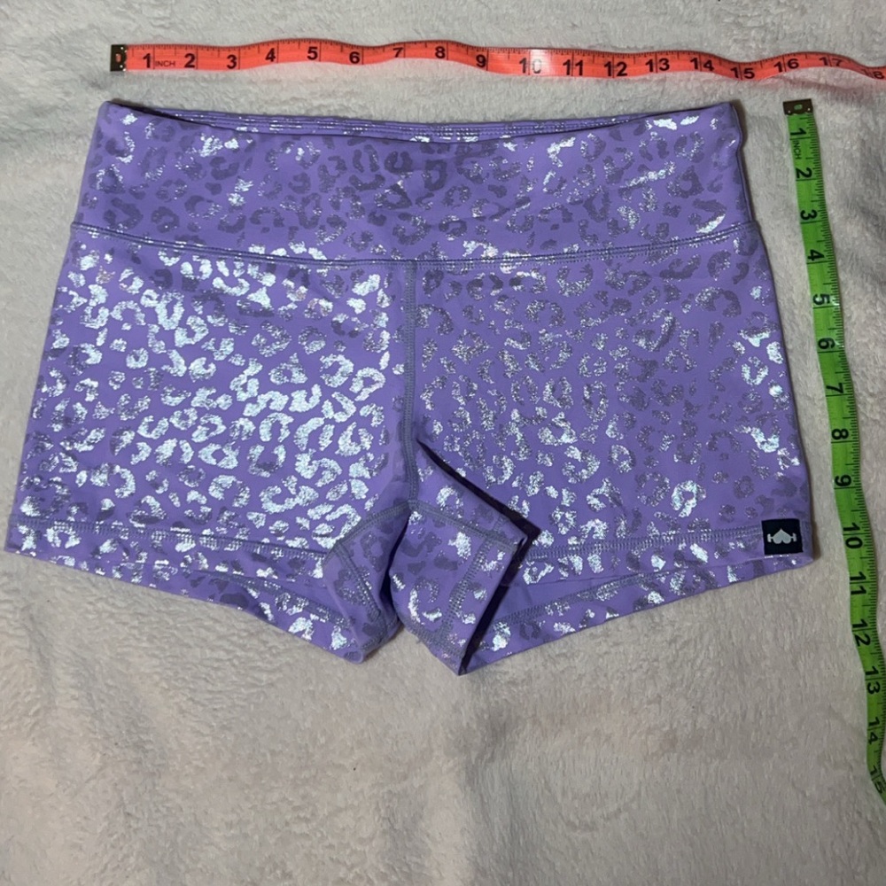 WODBOTTOM Workout Short Shiny Leopard Pastel Lavender